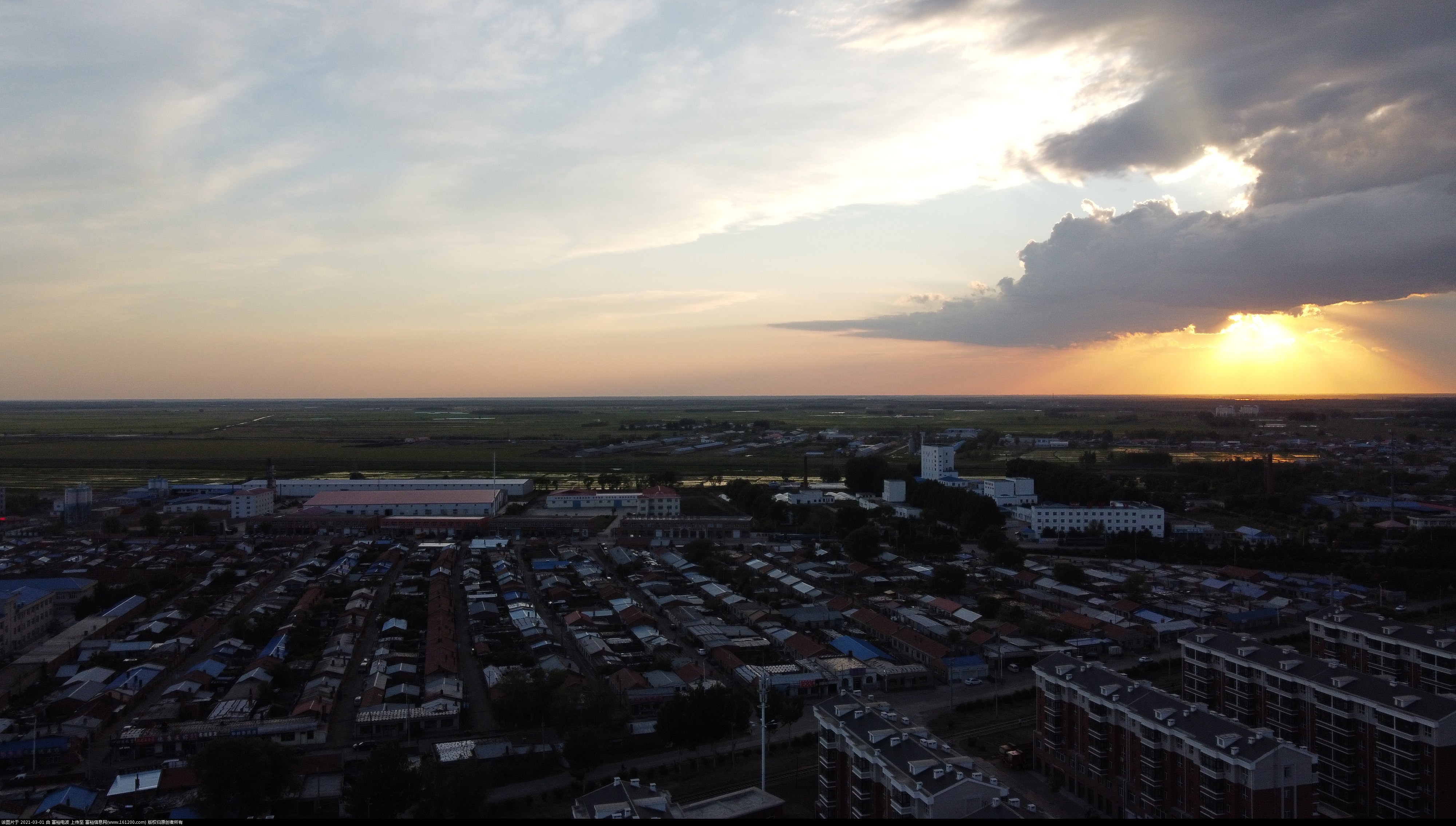 IDJQ0483.jpg